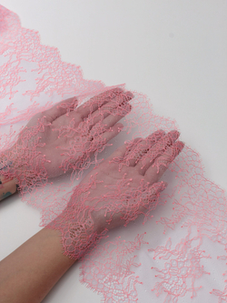 Кружево шантильи орхидея с коралловым неэластичное ширина 22 см ОТРЕЗ 1 м