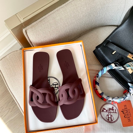 Hermes Aloha Sandal