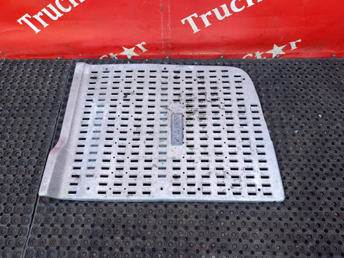 Трап на раму правый