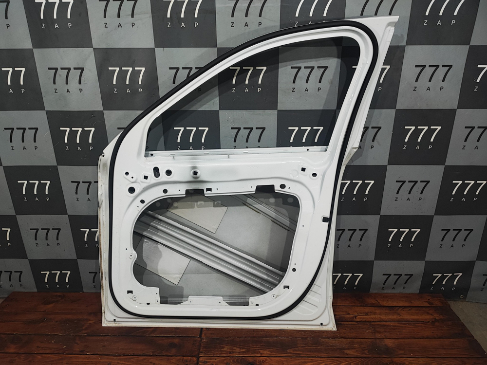 Дверь передняя правая Volvo XC90 2 14-нв Б/У Оригинал 32133217