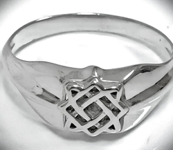 Ювелирное кольцо Эстерелла