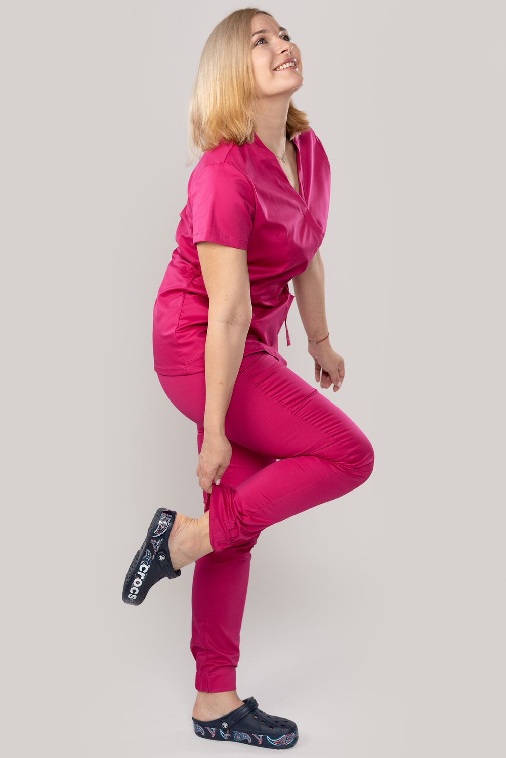 Костюм медицинский женский 386 МАЛИНОВЫЙ