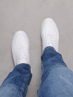 Кроссовки V7295