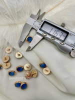 Пуговицы золотистые на ножке синий камень луна