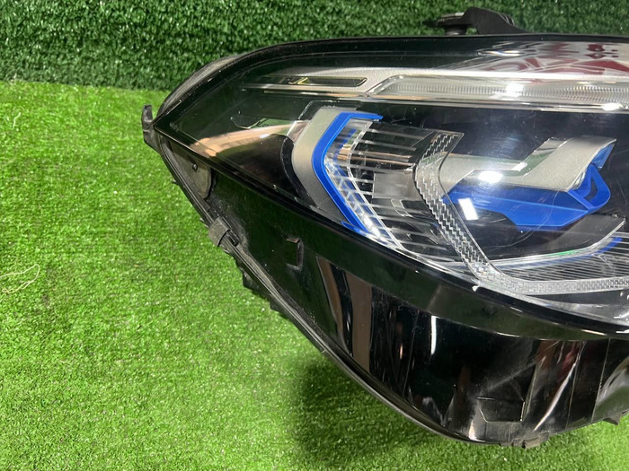 Фара правая BMW X7 G07 (2019-2022) Laser Light