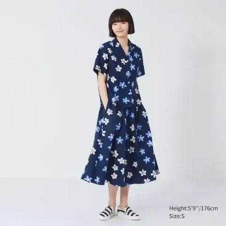 UNIQLO РУБАШКА С ОТКРЫТЫМ ВОРОТОМ ИЗ ЛЬНЯНОЙ СМЕСИ И КОРОТКИМИ РУКАВАМИ, СЕРЫЙ