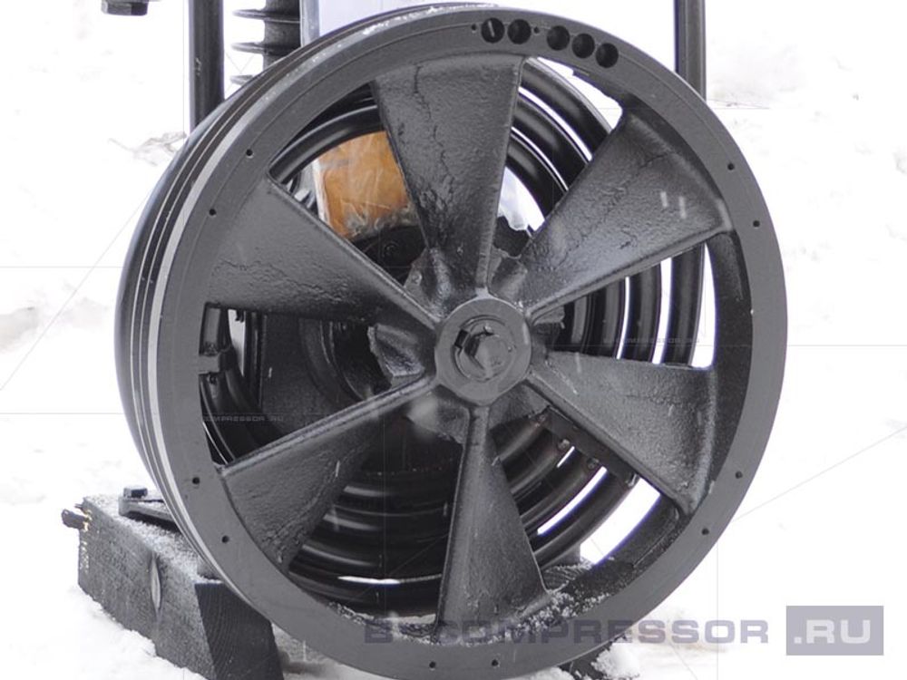 Маховик С415М.01.00.004 фото