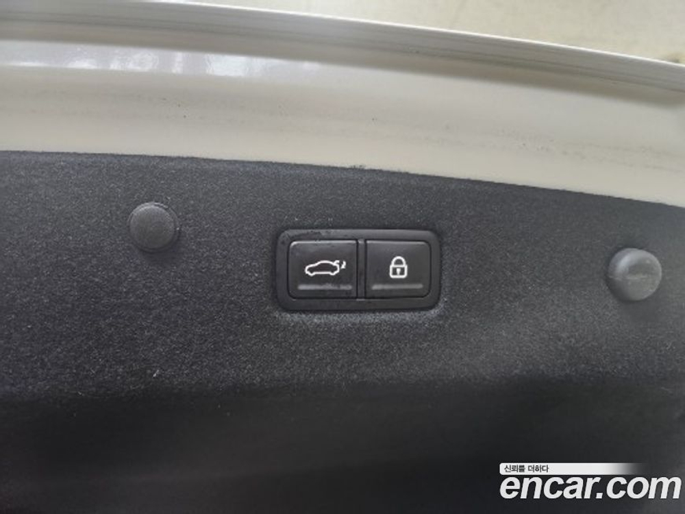 Kia K8 Hybrid Noblesse (09.2021)