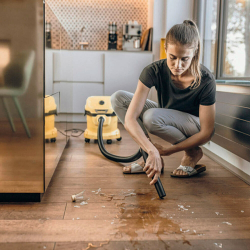 Хозяйственный пылесос KARCHER WD 2 Plus V-12/4/18 (1.628-000.0)