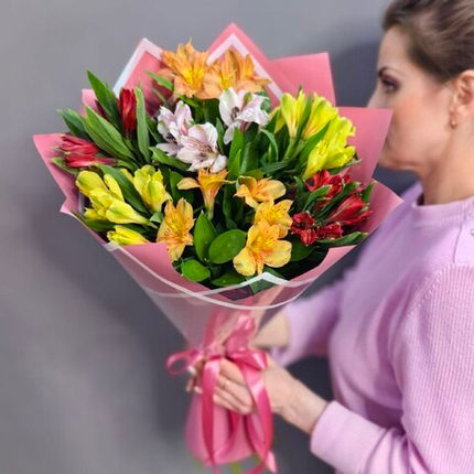 Букет из 7 альстромерий