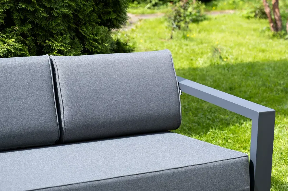 "Гранада" лаунж-зона из алюминия со столиком из HPL