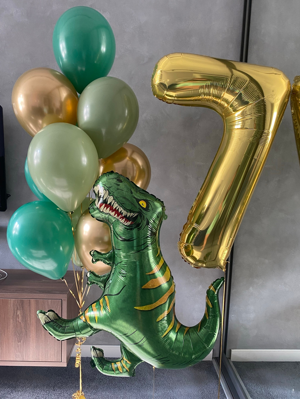 Набор шаров Дино 7-летие