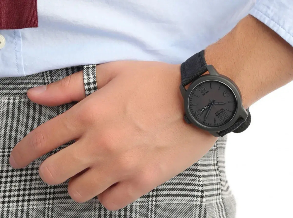 Мужские наручные часы Citizen BM8475-00F