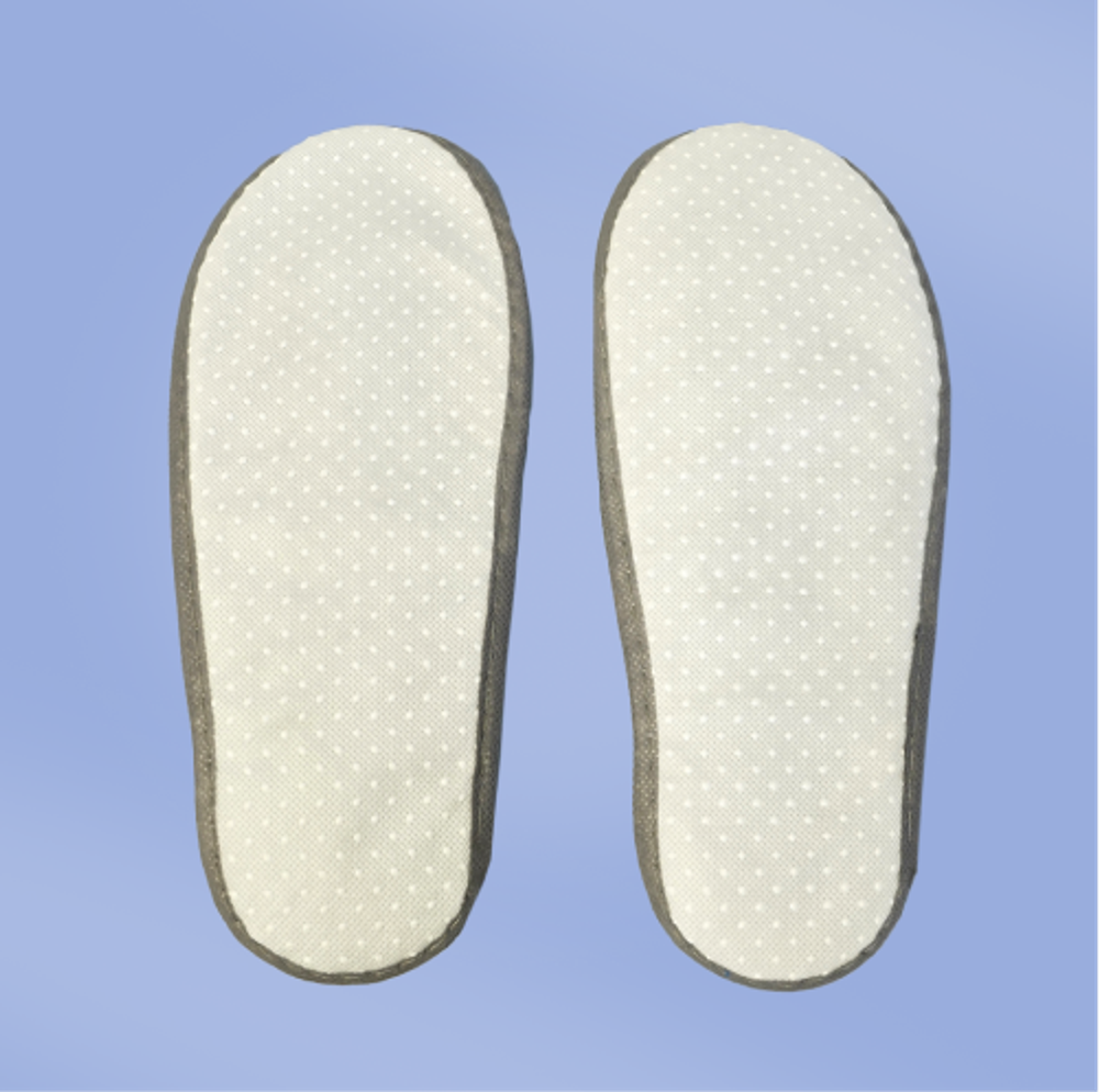 Тапки спанбонд, закрытый мыс (100 пар) одноразовые, дельфины, тематические УЗО, серые, серая окантовка