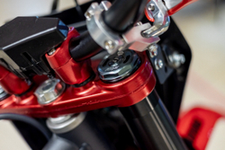 Мотоцикл кроссовый Zuumav FX CR 250CB RED 21/18