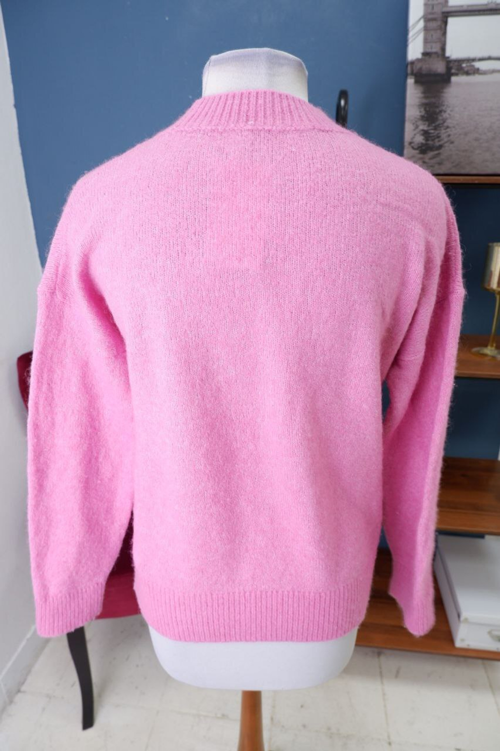 Джемпер розового цвета 48 размер