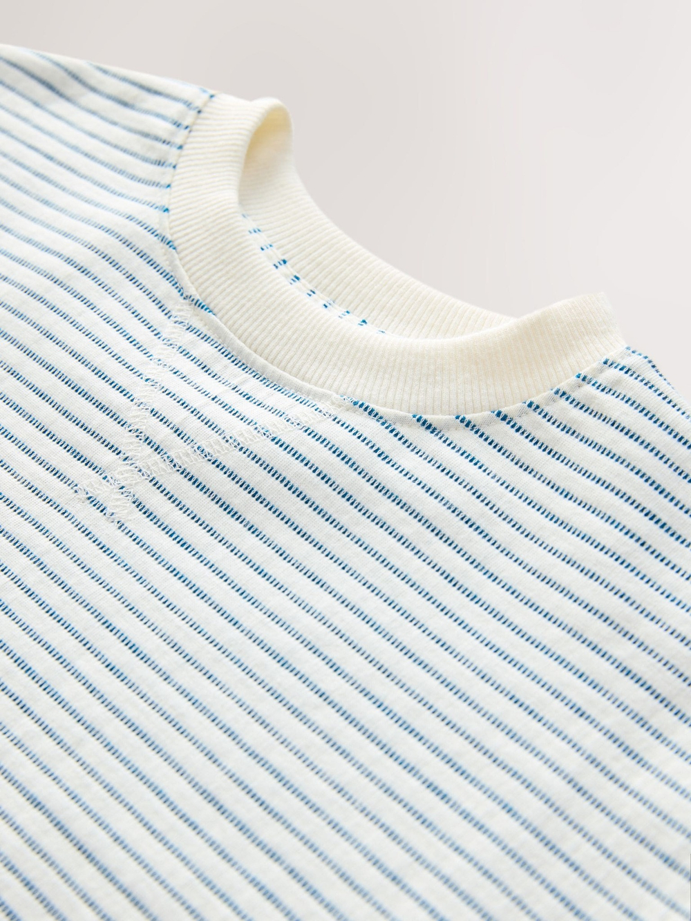 Футболка для мальчика Next AR2-321, Кремовы, Синий