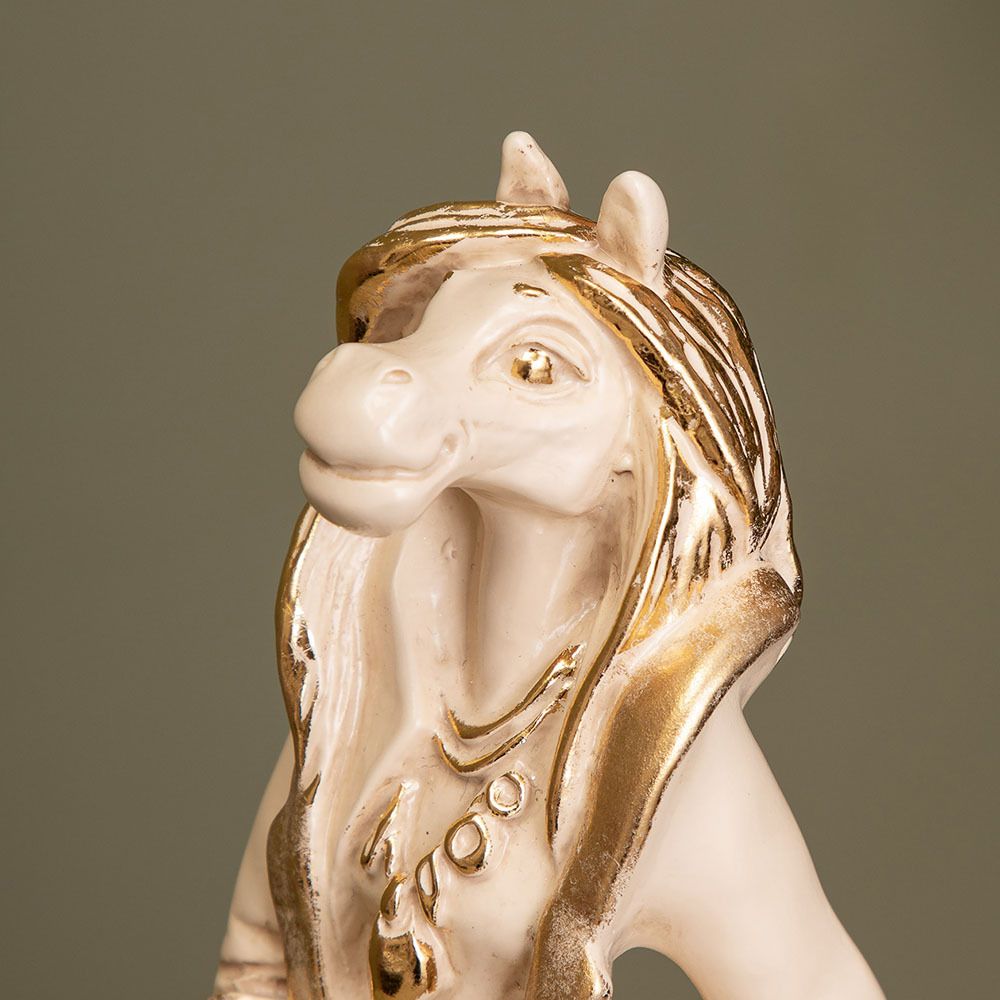 Скульптура Лошадь Голден Филли Айвори