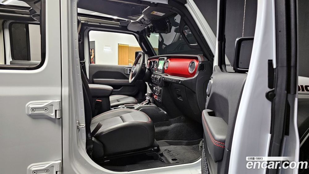 Jeep Wrangler (JL) 2.0 Rubicon Power Top 4 даери (11.2022)