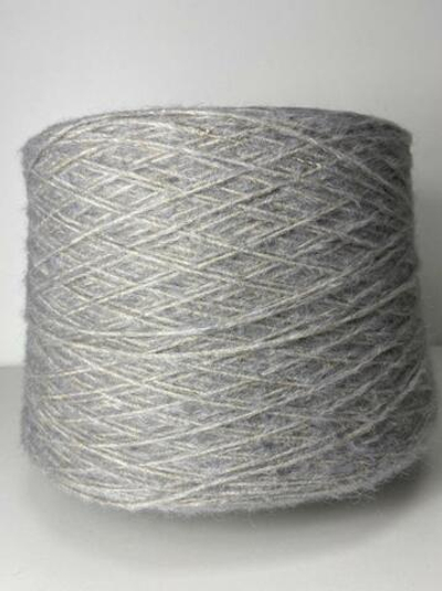 ULTRA - Industria Italiana Filati; вспушенный меринос, п/а, хлопок, альпака (точного % - нет); 230м/100гр; шнурок; col. 2354; Есть бобинки: 103, 196, 295гр. S715