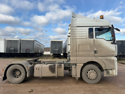 SITRAK C7H 4x2 Седельный тягач ZZ4186V391HE (Дизельный, 12,4 л, 480 л.с., МТ)