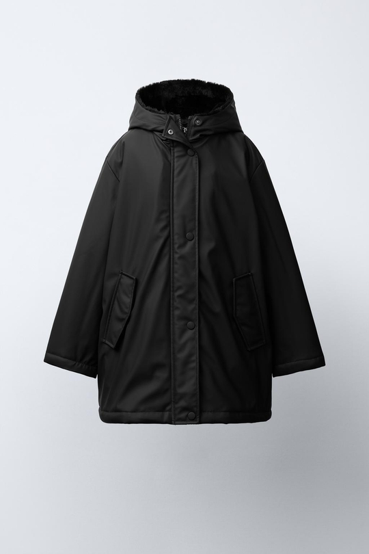 ZARA ПРОРЕЗИНЕННАЯ КУРТКА WATER REPELLENT С ЭФФЕКТОМ МЕХА, ЧЕРНЫЙ