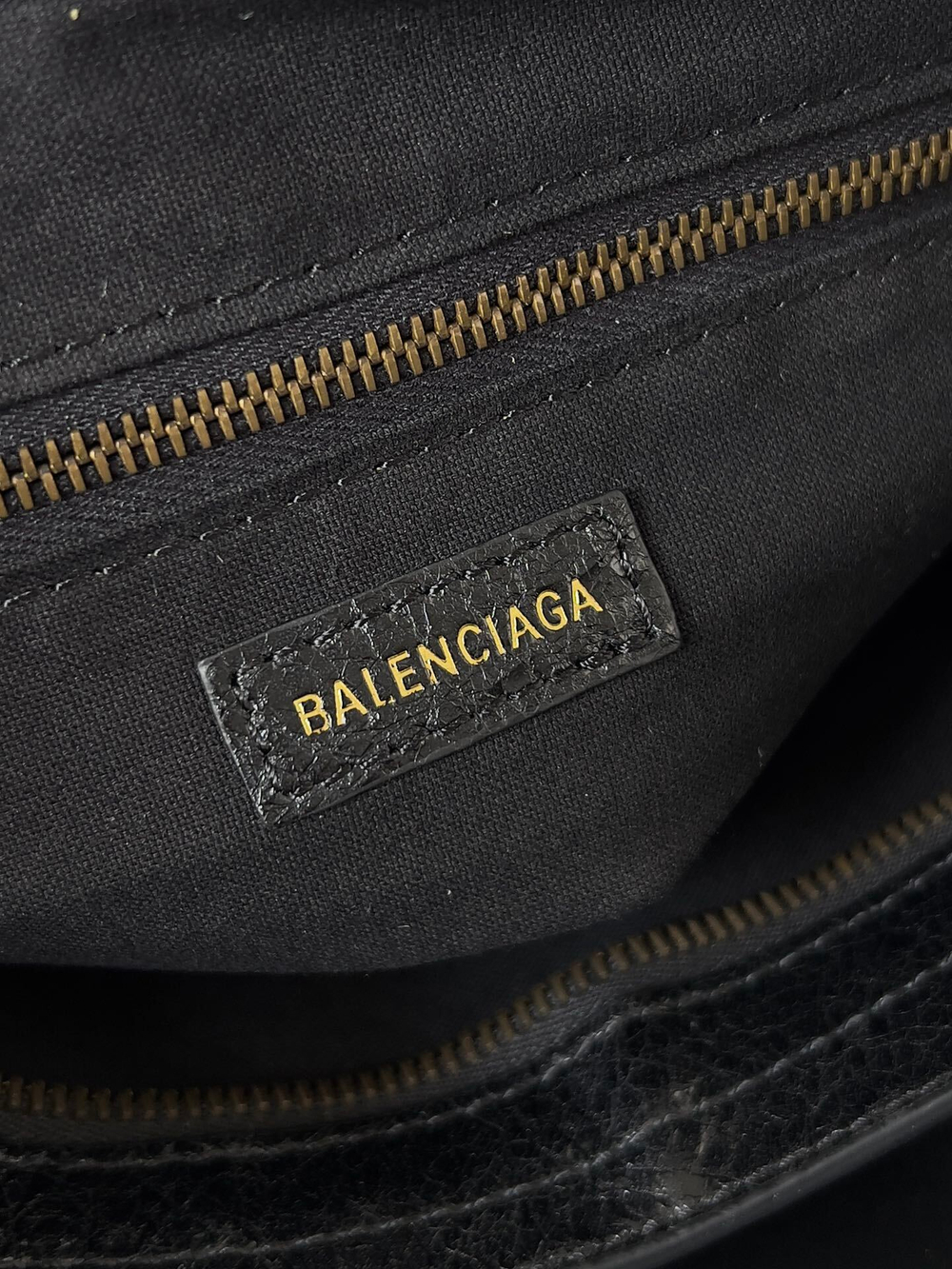 Balenciaga Classic Small City Bag 30 cm