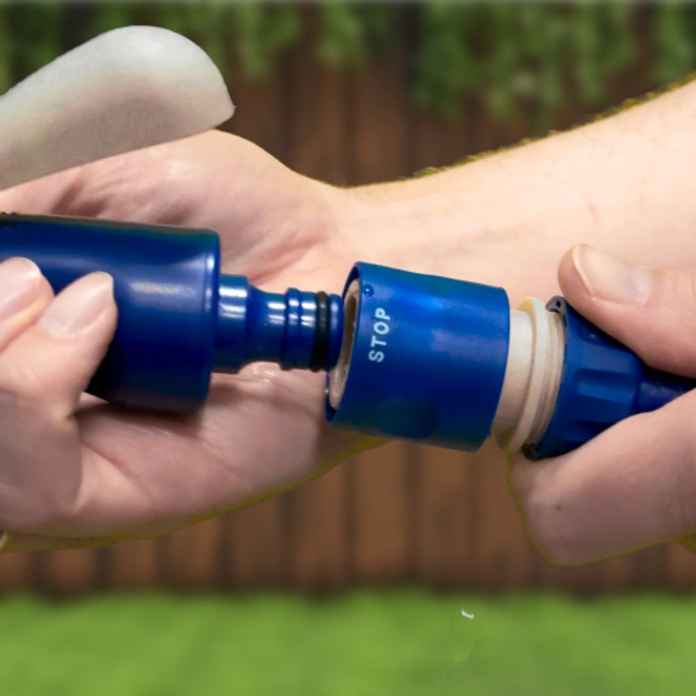 GAKP01-94 GREEN APPLE ЕСО Комплект для полива (пистолет-распылитель, штуцер, коннектор, коннектор с | Аксессуары для полива Green Apple