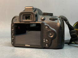 Nikon D3200 kit 18-55mm 3.5-5.6G VR 9.500 кадров