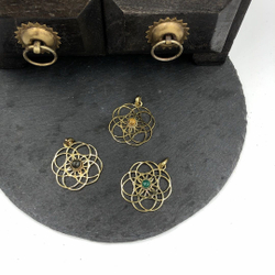 Подвеска Seed of Life лабрадорит из латуни