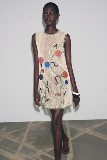 ZARA ПЛАТЬЕ КРОШЕ С ЦВЕТОЧНОЙ ВЫШИВКОЙ — ZW COLLECTION, РАЗНОЦВЕТНЫЙ