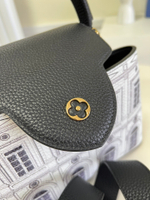 Louis Vuitton Capucines MM