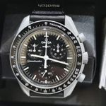 SWATCH X Omega Bioceramic MoonSWATCH Mission To The Moon SO33M100