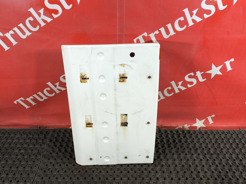 Крыло переднее правое задняя часть 2020г.