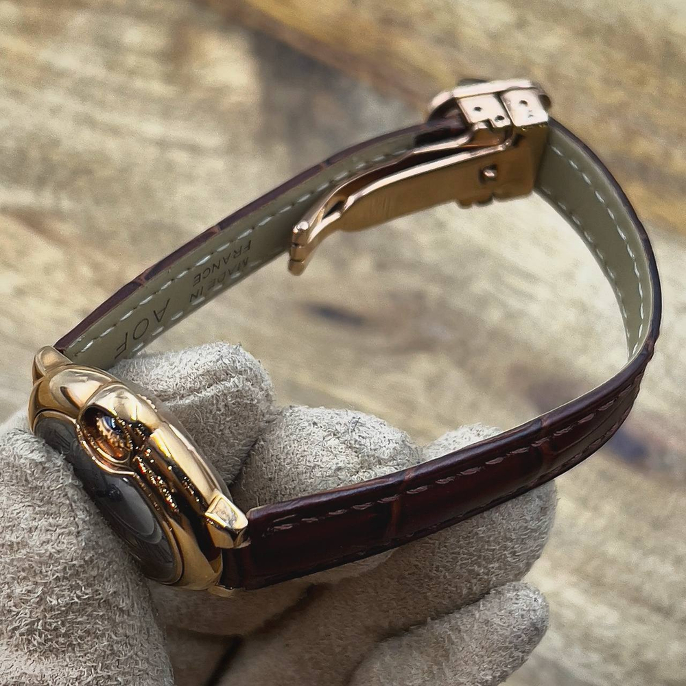 Часы Cartier