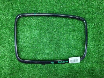 Накладка фары левая Hyundai Staria (2021-н.в.)