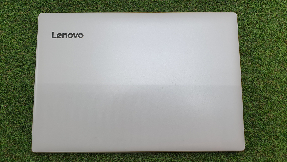 Ноутбук Lenovo i5-7/6Gb/940MX 2 Gb/FHD