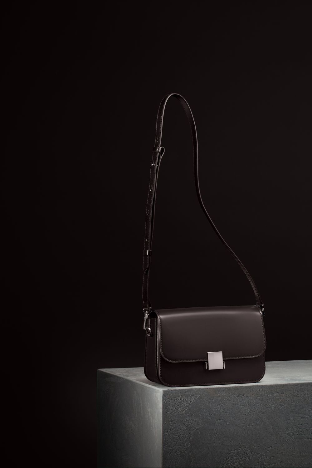 MUSTHAVE BAG D.CHOCOLATE