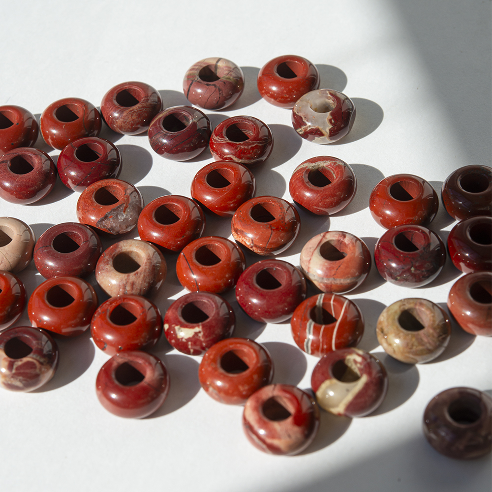 Каменный бублик из красной яшмы, 14мм