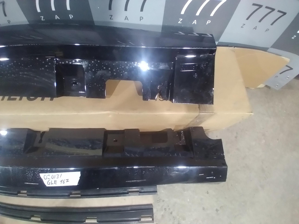 Накладки порогов черные Mercedes GLE 167 AMG БУ a1676982101
