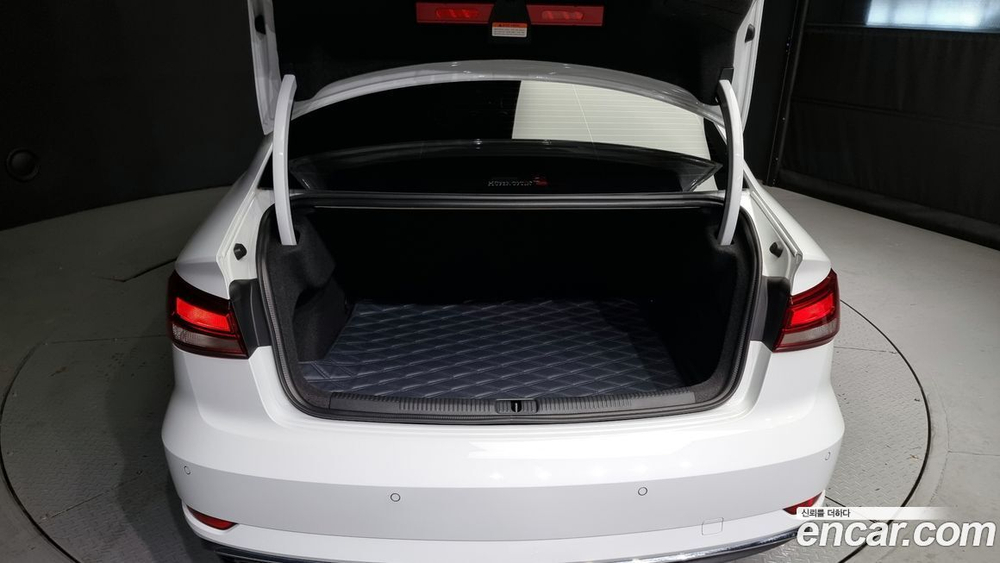 Audi New A3 40 TFSI (08.2020)