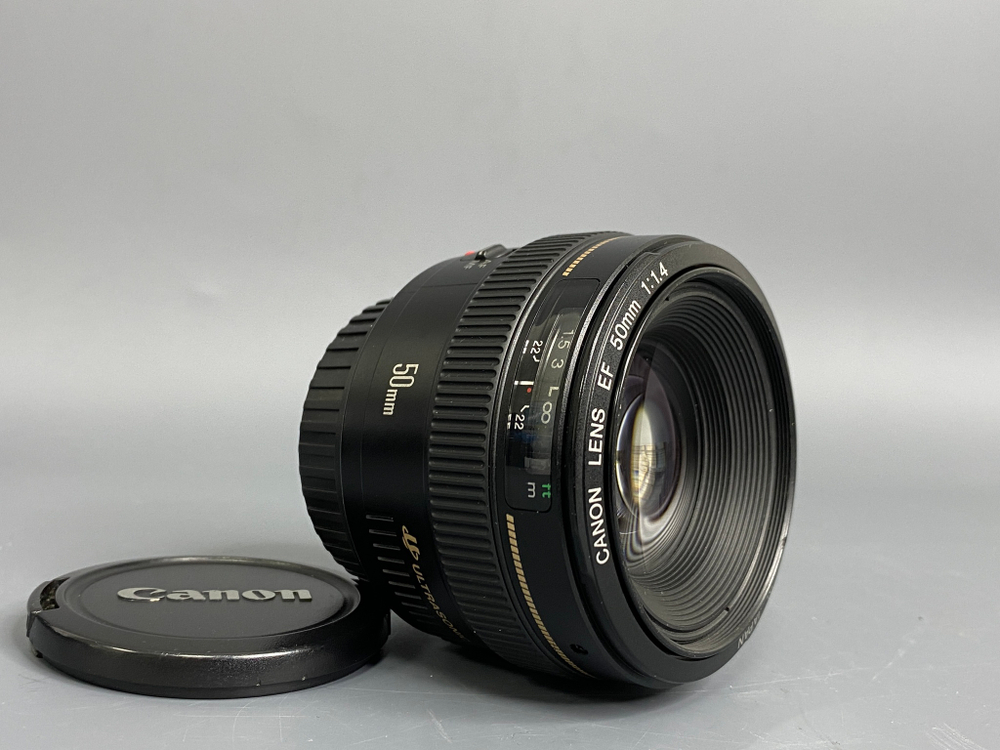 Canon 50mm 1.4 USM
