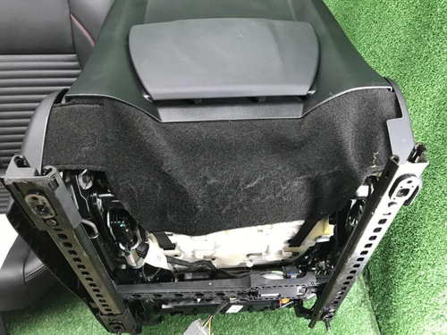 Сиденье Комплект сидений LR Discovery Sport 19-нв