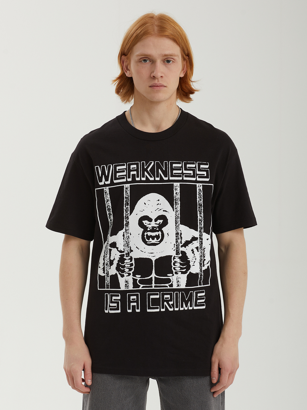 Мужская Футболка Weakness Is A Crime