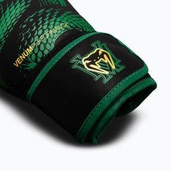Боксёрские перчатки Venum Matupa Boxing black/green/gold