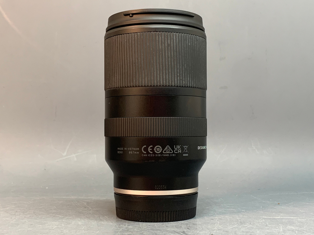 Tamron 18-300mm F3.5-6.3 Di III VC VXD Sony E