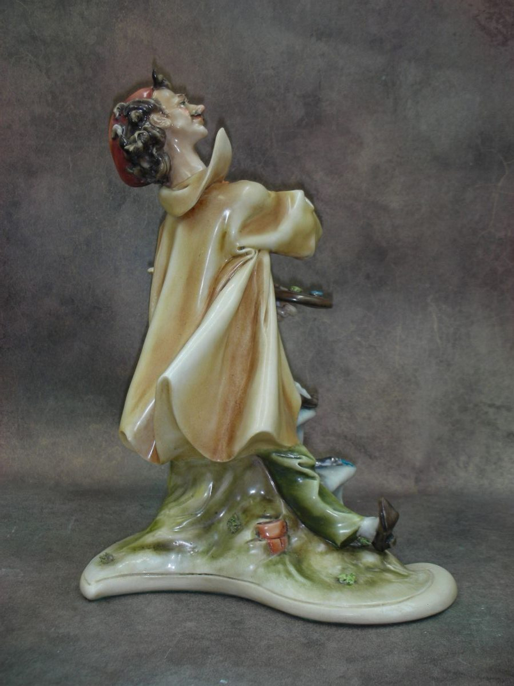 Статуэтка. Фарфор. Вдохновение художника. Capodimonte. Италия