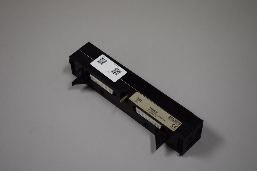 SCHNEIDER ELECTRIC TSX-BLK7
