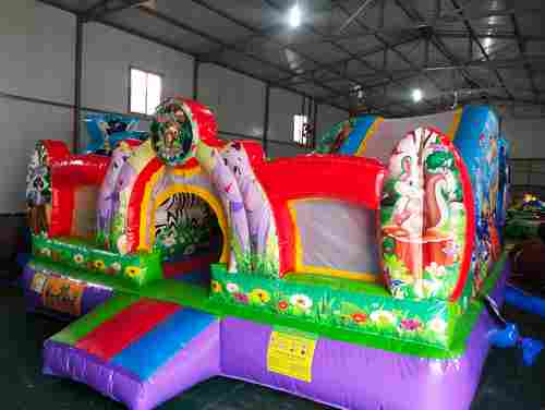 Коммерческий надувной батут «Царство зверей», 5x5x2.8 м.