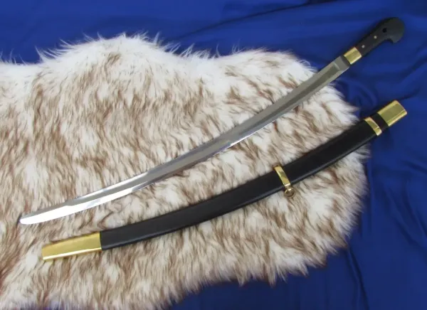 Шашка казачья «Нижегородка» образца 1838 года: история, особенности и значение Шашка казачья «Нижегородка» образца 1838 года: история, особенности и значение